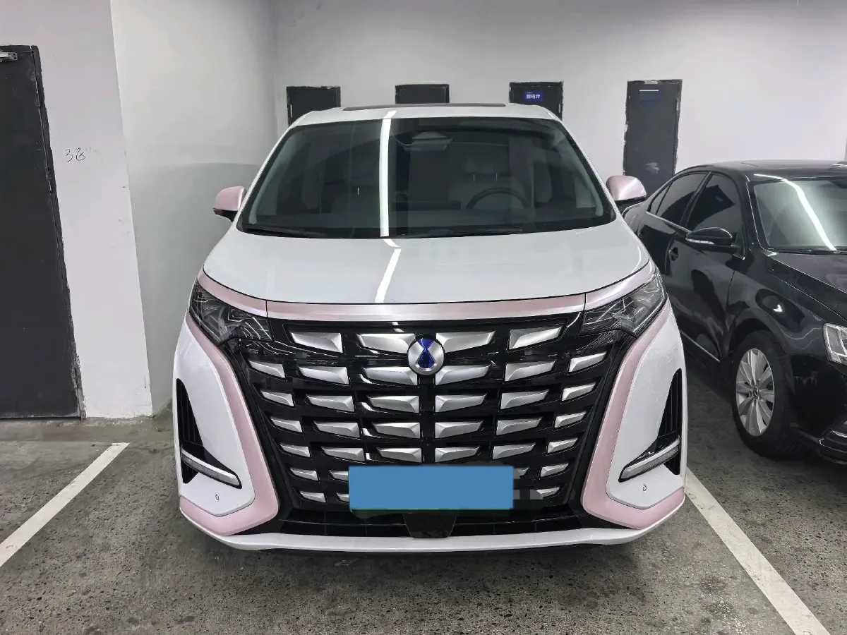 2024 Denza D9 1.5T 139HP L4 E-CVT PHEV 40KWH,autocango,china used car exporter,china ev exporter,chinese used car exporter,chinese used ev exporter