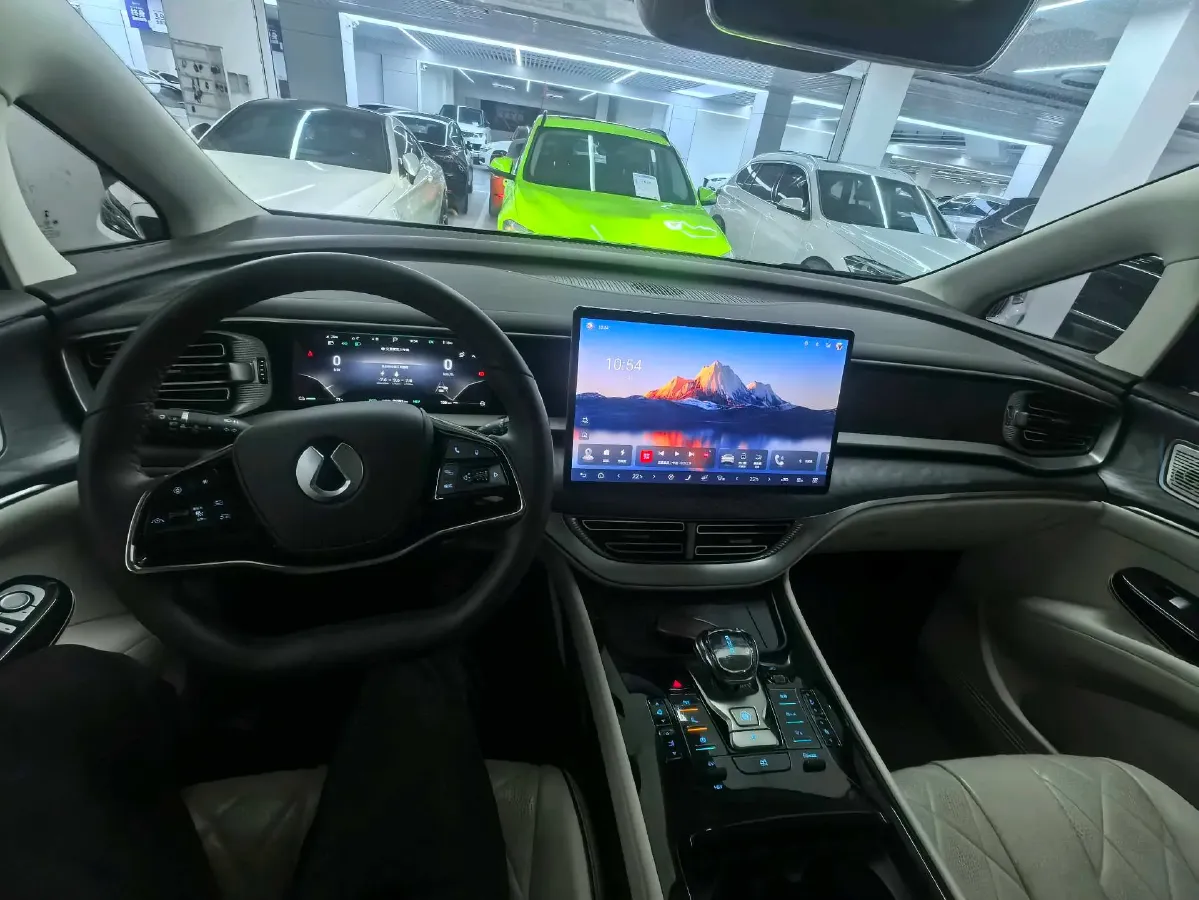 2024 Denza D9 1.5T 139HP L4 E-CVT PHEV 40KWH,autocango,china used car exporter,china ev exporter,chinese used car exporter,chinese used ev exporter