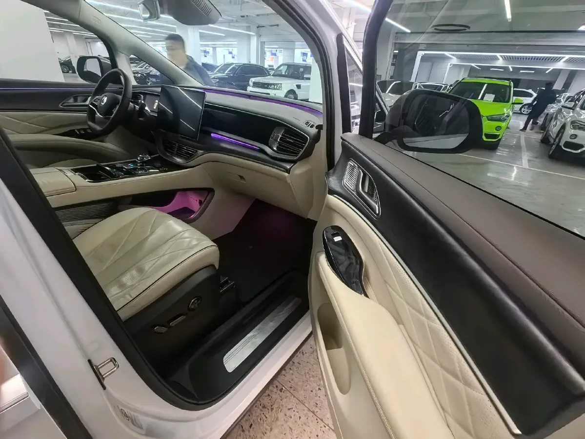 2024 Denza D9 1.5T 139HP L4 E-CVT PHEV 40KWH,autocango,china used car exporter,china ev exporter,chinese used car exporter,chinese used ev exporter