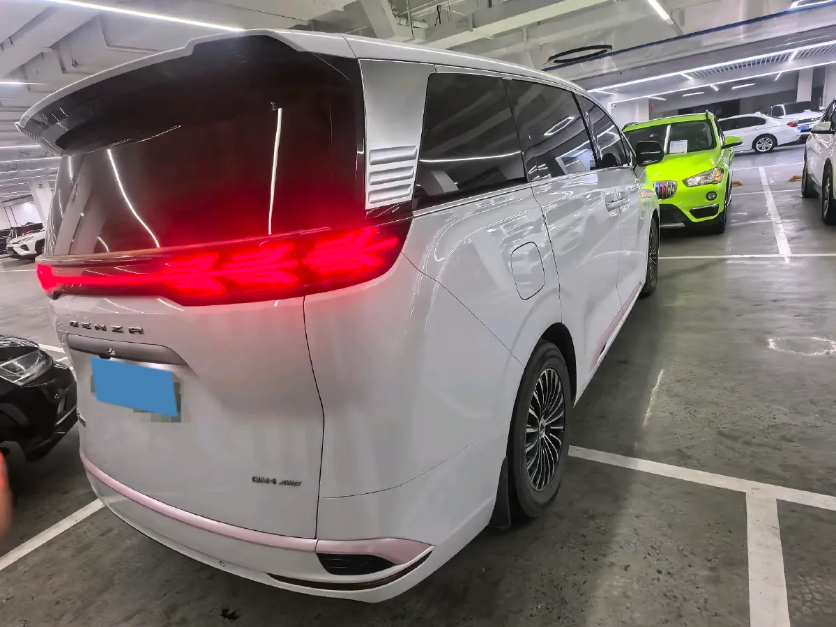 2024 Denza D9 1.5T 139HP L4 E-CVT PHEV 40KWH,autocango,china used car exporter,china ev exporter,chinese used car exporter,chinese used ev exporter