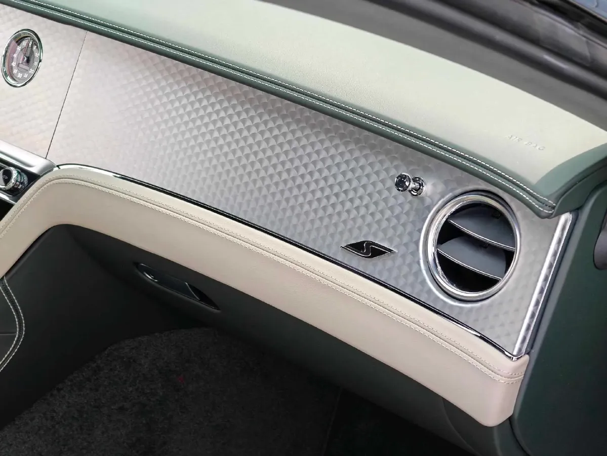 2023 Bentley Continental 4.0T 549HP V8 8DCT,autocango,china used car exporter,china ev exporter,chinese used car exporter,chinese used ev exporter