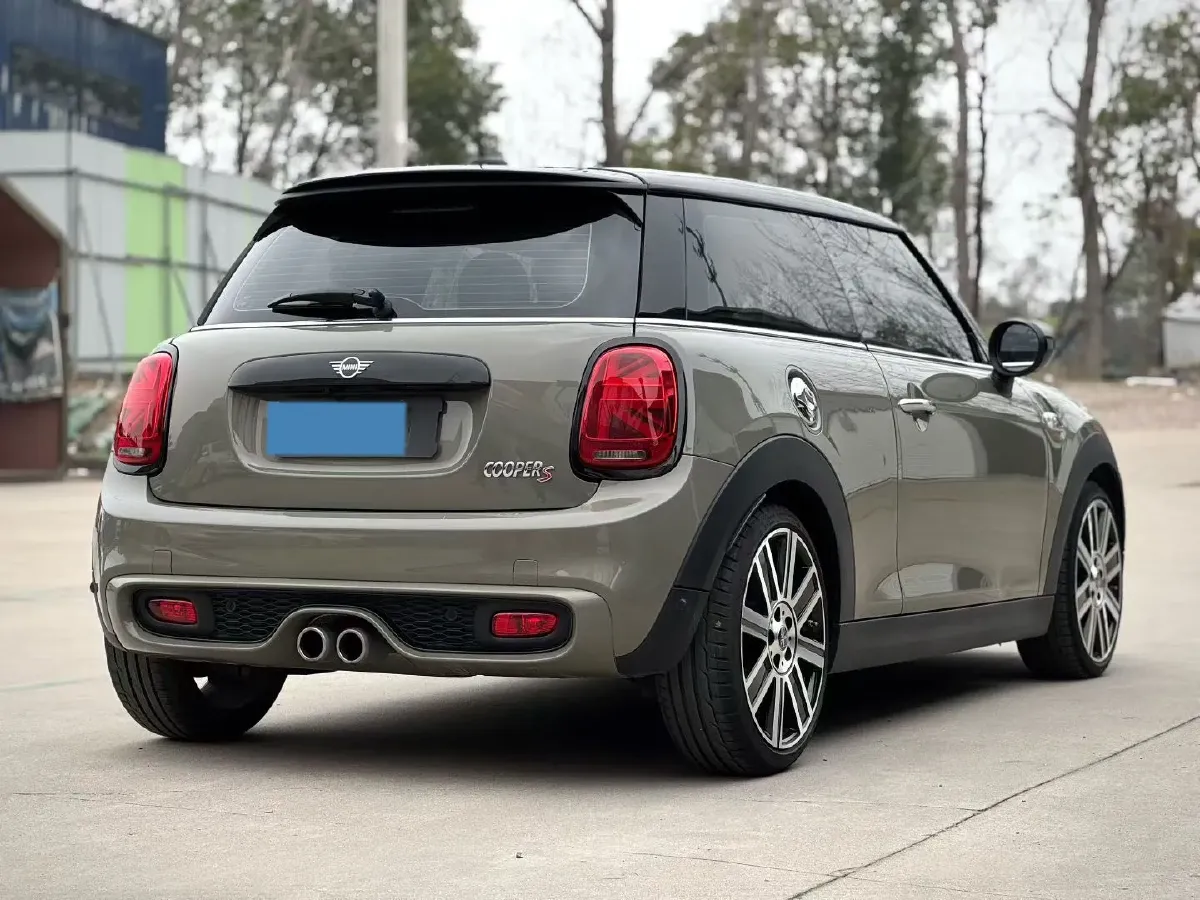 2020 MINI MINI 2.0T 192HP L4 7DCT,autocango,china used car exporter,china ev exporter,chinese used car exporter,chinese used ev exporter