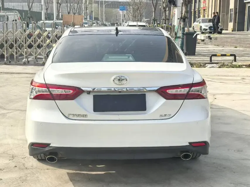 2021 Toyota Camry 2.5L 209HP L4 8AT,autocango,china used car exporter,china ev exporter,chinese used car exporter,chinese used ev exporter