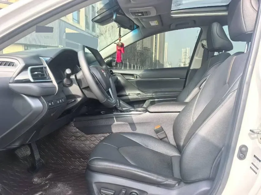 2021 Toyota Camry 2.5L 209HP L4 8AT,autocango,china used car exporter,china ev exporter,chinese used car exporter,chinese used ev exporter