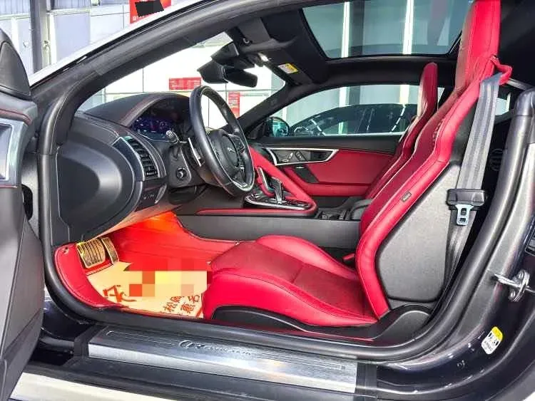 2021 Jaguar F-TYPE 3.0T 381HP V6 8AT,autocango,china used car exporter,china ev exporter,chinese used car exporter,chinese used ev exporter