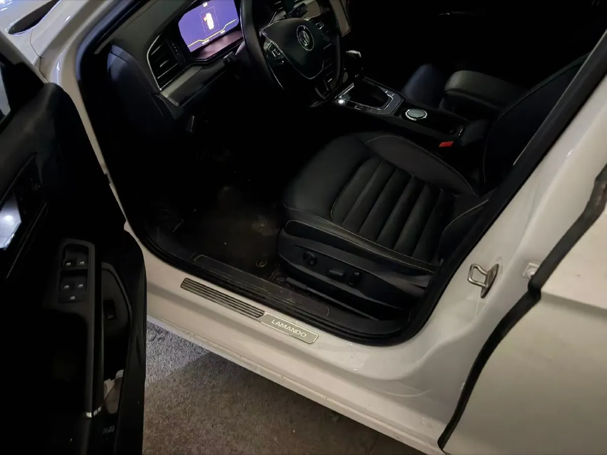 2021 Volkswagen Lamando 1.4T 150HP L4 7DCT,autocango,china used car exporter,china ev exporter,chinese used car exporter,chinese used ev exporter