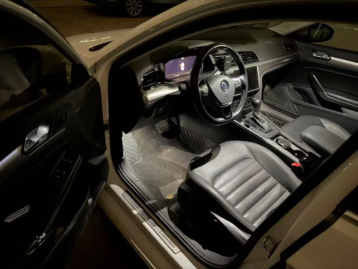 2021 Volkswagen Lamando 1.4T 150HP L4 7DCT,autocango,china used car exporter,china ev exporter,chinese used car exporter,chinese used ev exporter