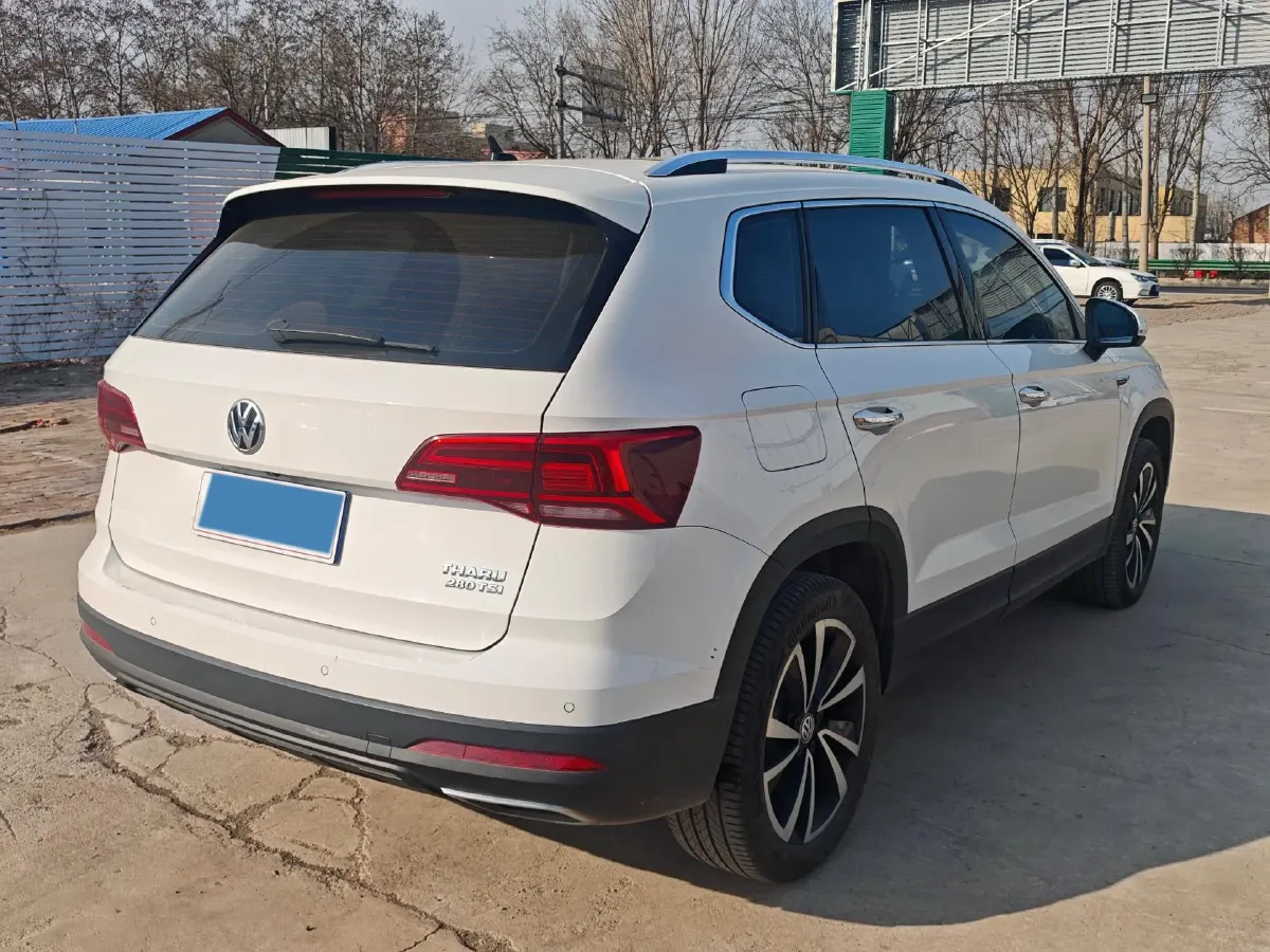 2019 MINI MINI 1.5T 102HP L3 7DCT,autocango,china used car exporter,china ev exporter,chinese used car exporter,chinese used ev exporter