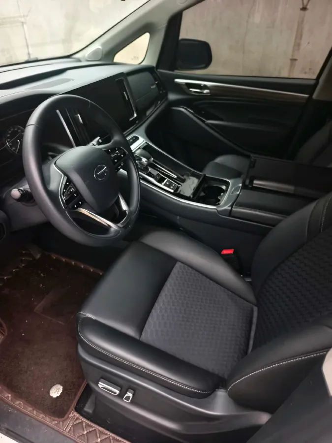 2023 GAC Trumpchi M8 2.0T 252HP L4 8AT,autocango,china used car exporter,china ev exporter,chinese used car exporter,chinese used ev exporter