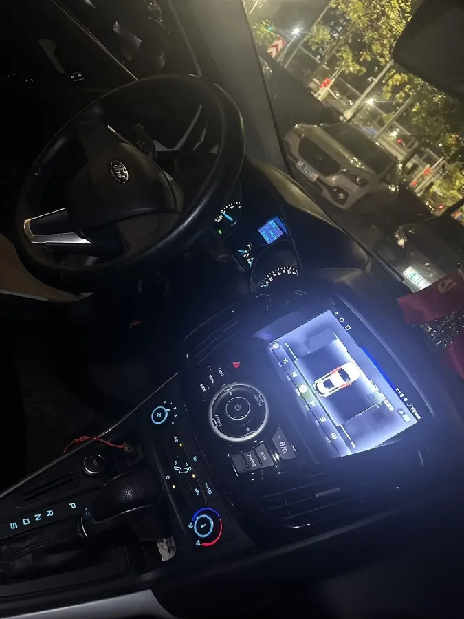 2015 Ford Focus 1.6L 125HP L4 6DCT,autocango,china used car exporter,china ev exporter,chinese used car exporter,chinese used ev exporter