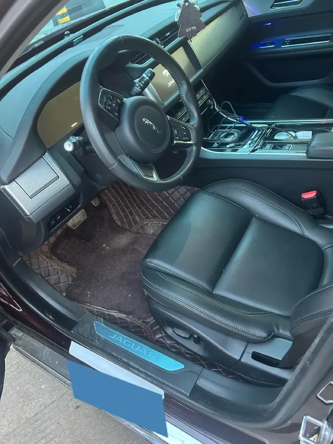 2020 Jaguar XFL 2.0T 200HP L4 8AT,autocango,china used car exporter,china ev exporter,chinese used car exporter,chinese used ev exporter