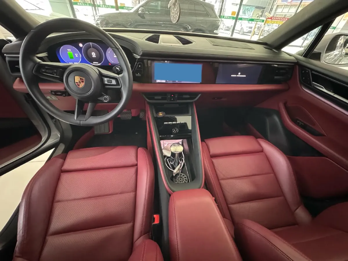 2024 Porsche Macan All-Electric BEV 100KWH,autocango,china used car exporter,china ev exporter,chinese used car exporter,chinese used ev exporter