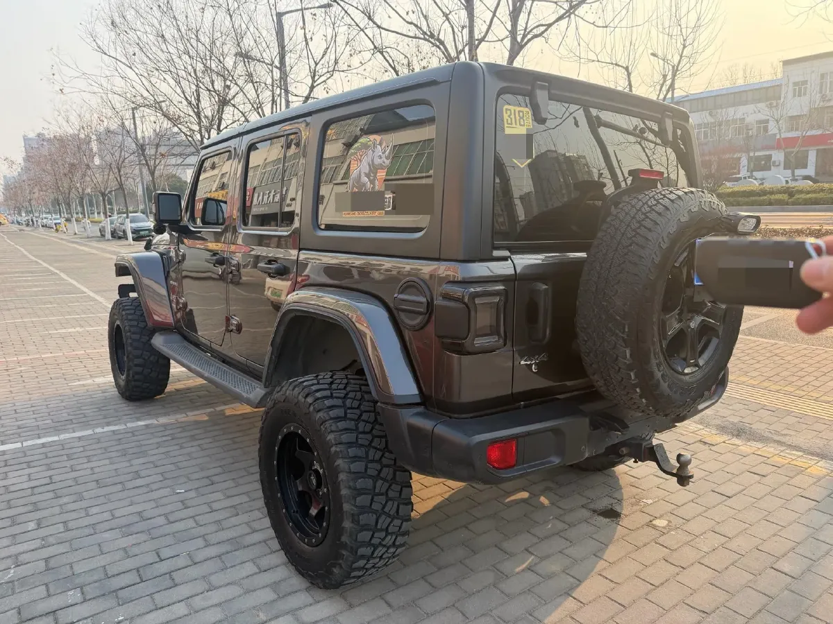 2019 Jeep Wrangler 2.0T 266HP L4 8AT,autocango,china used car exporter,china ev exporter,chinese used car exporter,chinese used ev exporter