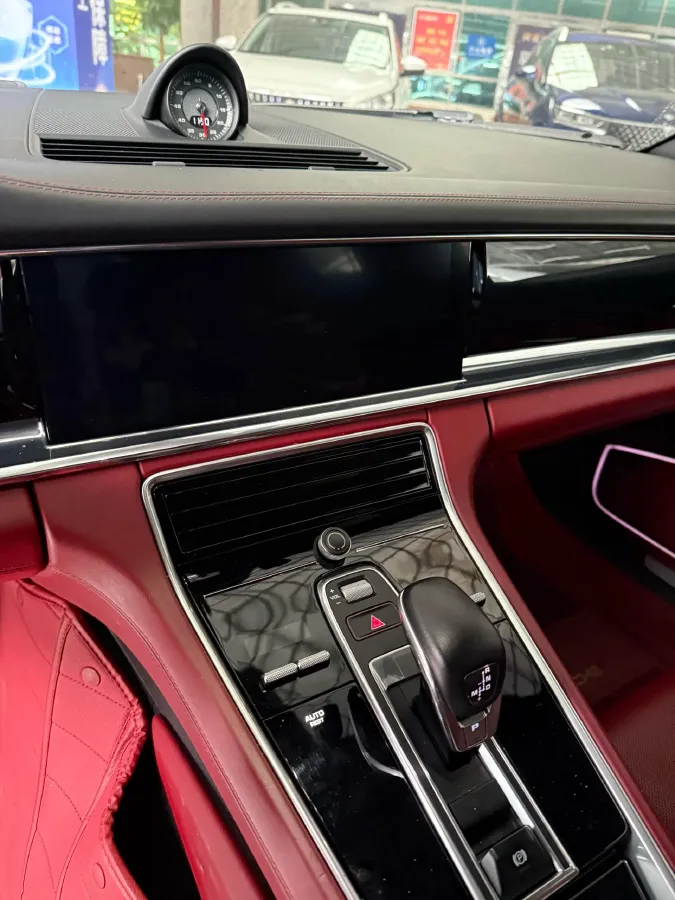 2019 Porsche Panamera 2.9T 330HP V6 8DCT,autocango,china used car exporter,china ev exporter,chinese used car exporter,chinese used ev exporter