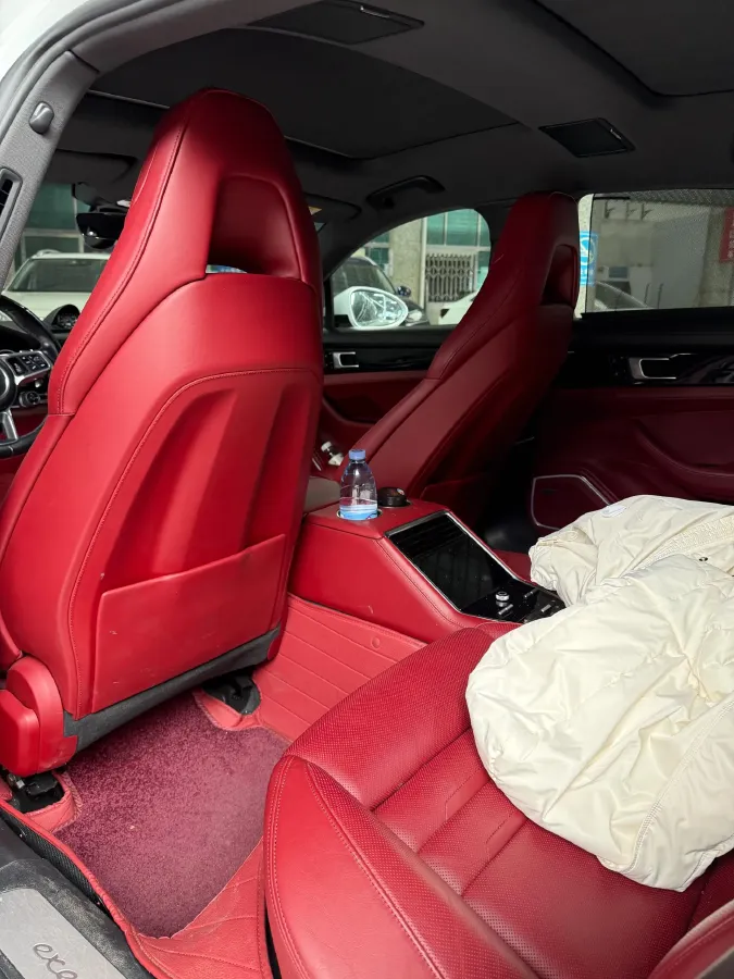 2019 Porsche Panamera 2.9T 330HP V6 8DCT,autocango,china used car exporter,china ev exporter,chinese used car exporter,chinese used ev exporter