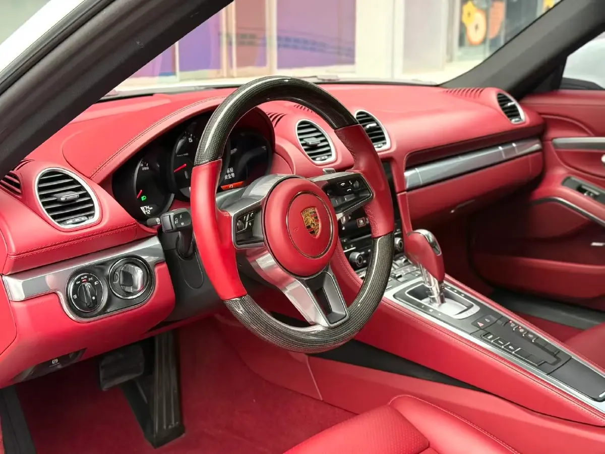 2020 Porsche 718 2.0T 250HP H4 7DCT,autocango,china used car exporter,china ev exporter,chinese used car exporter,chinese used ev exporter