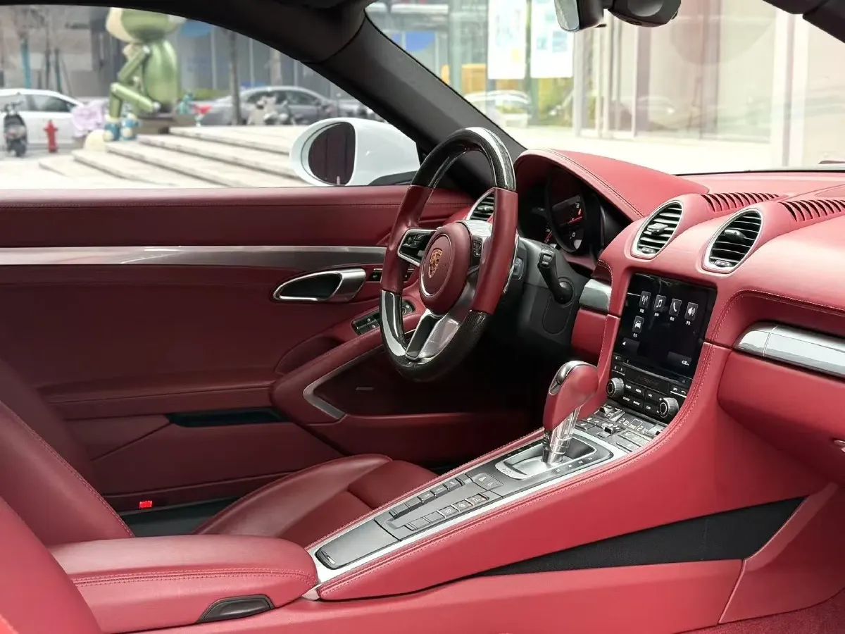 2020 Porsche 718 2.0T 250HP H4 7DCT,autocango,china used car exporter,china ev exporter,chinese used car exporter,chinese used ev exporter