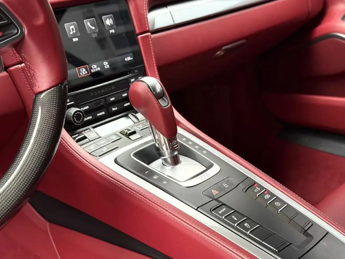 2020 Porsche 718 2.0T 250HP H4 7DCT,autocango,china used car exporter,china ev exporter,chinese used car exporter,chinese used ev exporter