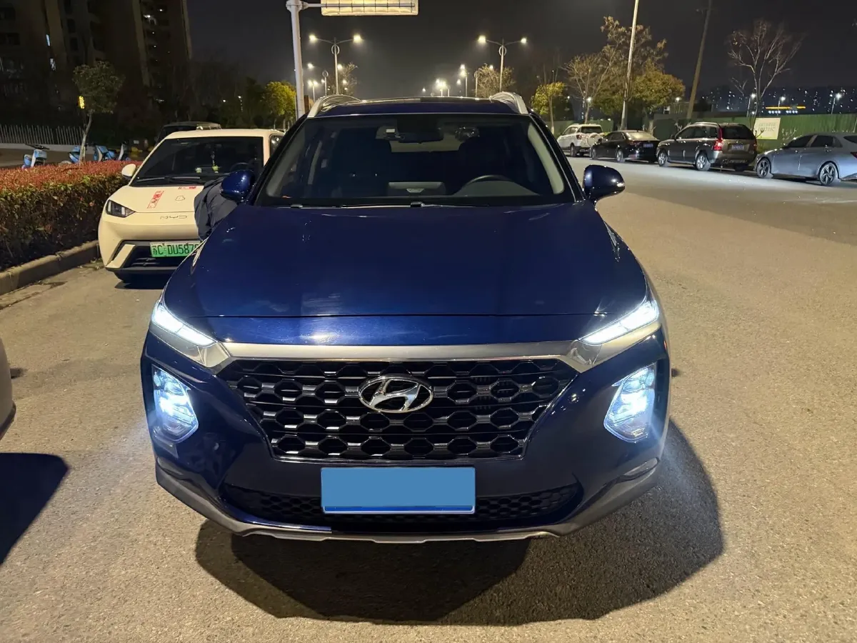 2019 Hyundai Santafe 2.0T 240HP L4 8AT,autocango,china used car exporter,china ev exporter,chinese used car exporter,chinese used ev exporter