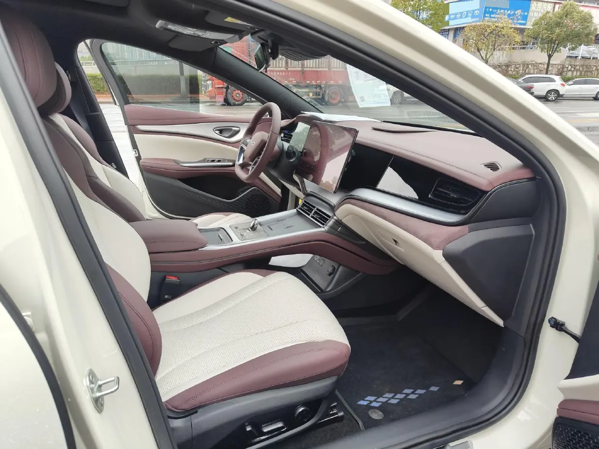 2025 BYD Seal07 DM-i 1.5L 101HP L4 E-CVT PHEV 17.6KWH,autocango,china used car exporter,china ev exporter,chinese used car exporter,chinese used ev exporter