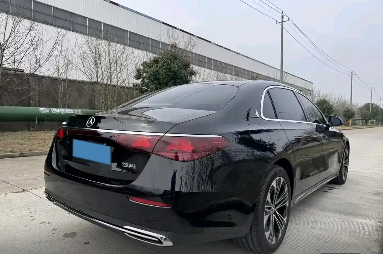 2025 Mercedes-Benz E Class 2.0T 258HP L4 9AT,autocango,china used car exporter,china ev exporter,chinese used car exporter,chinese used ev exporter