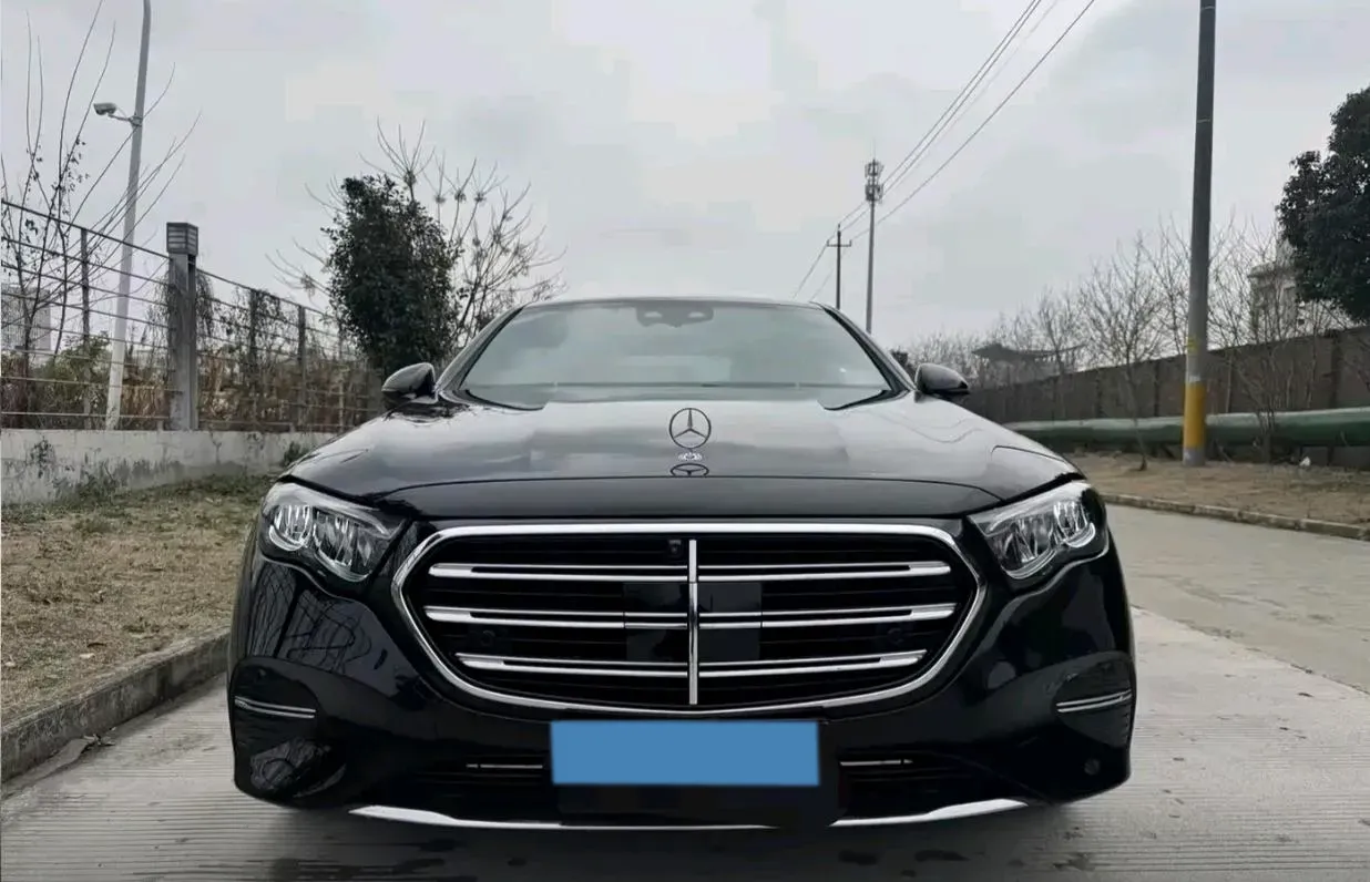 2025 Mercedes-Benz E Class 2.0T 258HP L4 9AT,autocango,china used car exporter,china ev exporter,chinese used car exporter,chinese used ev exporter