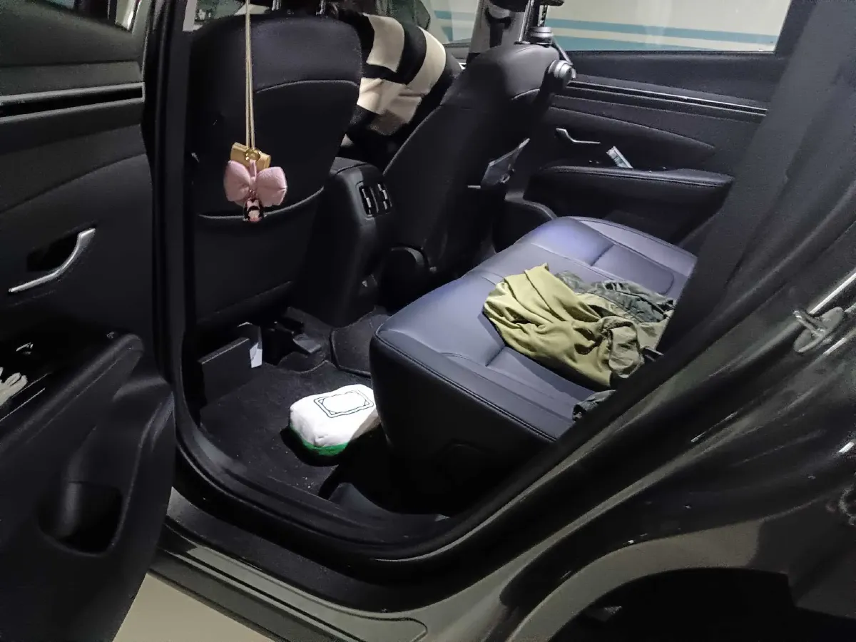 2021 Hyundai Tucson 1.5T 200HP L4 7DCT,autocango,china used car exporter,china ev exporter,chinese used car exporter,chinese used ev exporter