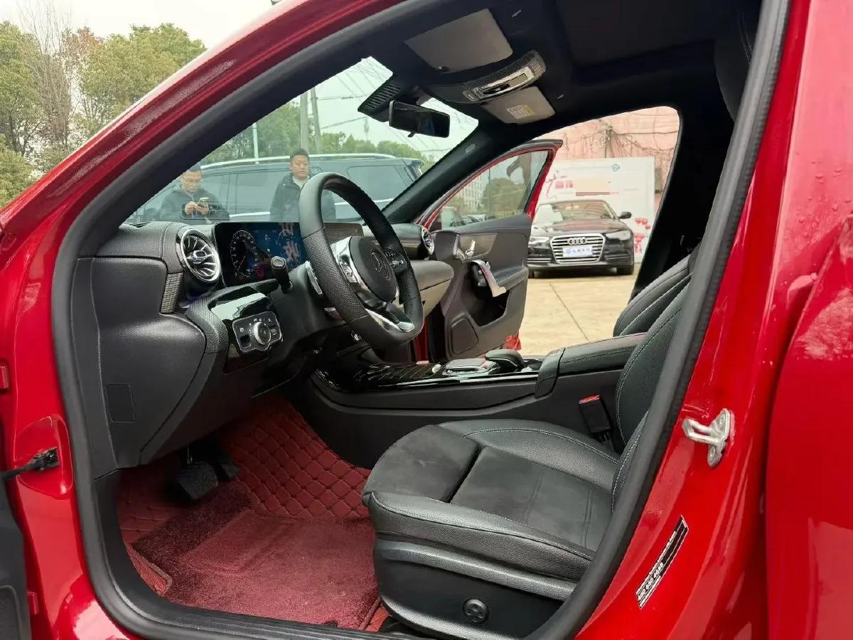 2020 Mercedes-Benz A Class 1.3T 163HP L4 7DCT,autocango,china used car exporter,china ev exporter,chinese used car exporter,chinese used ev exporter