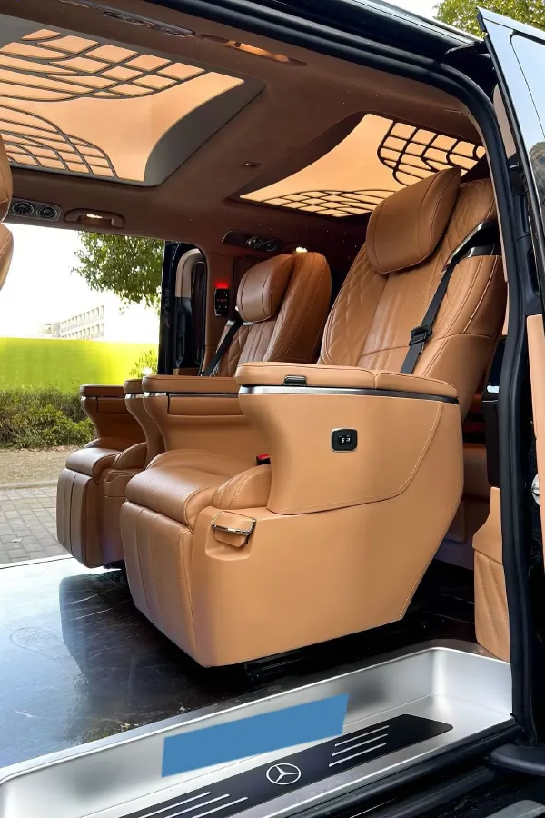 2022 Mercedes-Benz V Class 2.0T 211HP L4 9AT,autocango,china used car exporter,china ev exporter,chinese used car exporter,chinese used ev exporter