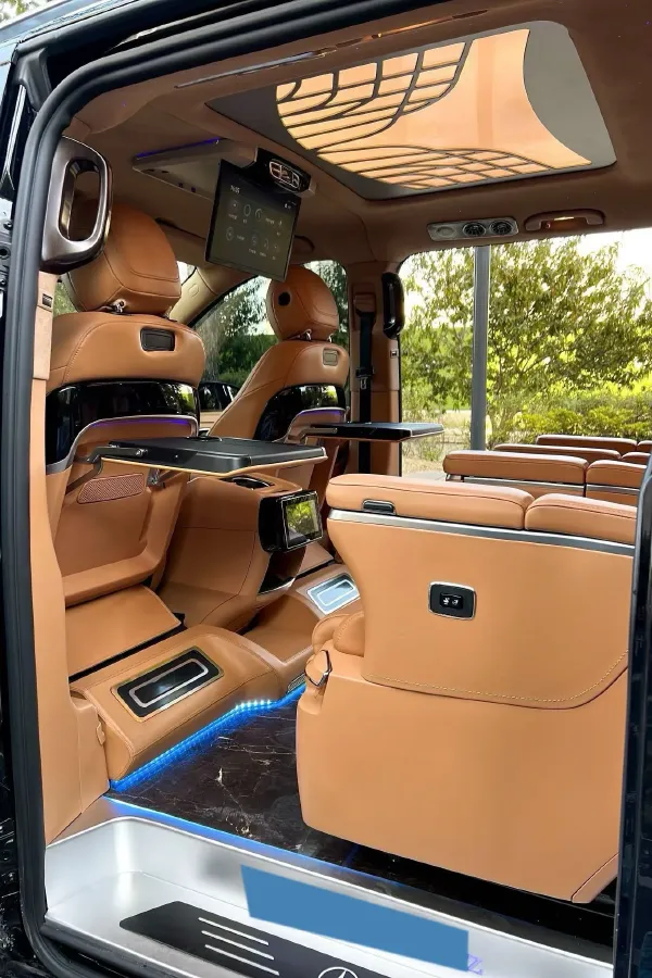 2022 Mercedes-Benz V Class 2.0T 211HP L4 9AT,autocango,china used car exporter,china ev exporter,chinese used car exporter,chinese used ev exporter