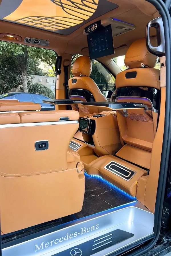 2022 Mercedes-Benz V Class 2.0T 211HP L4 9AT,autocango,china used car exporter,china ev exporter,chinese used car exporter,chinese used ev exporter