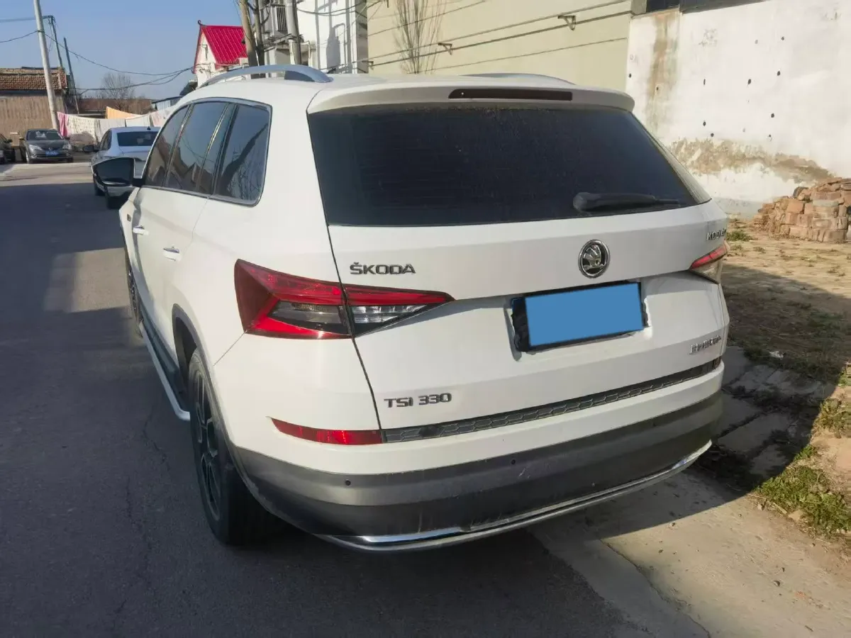 2018 Skoda Kodiak 1.8T 180HP L4 7DCT,autocango,china used car exporter,china ev exporter,chinese used car exporter,chinese used ev exporter