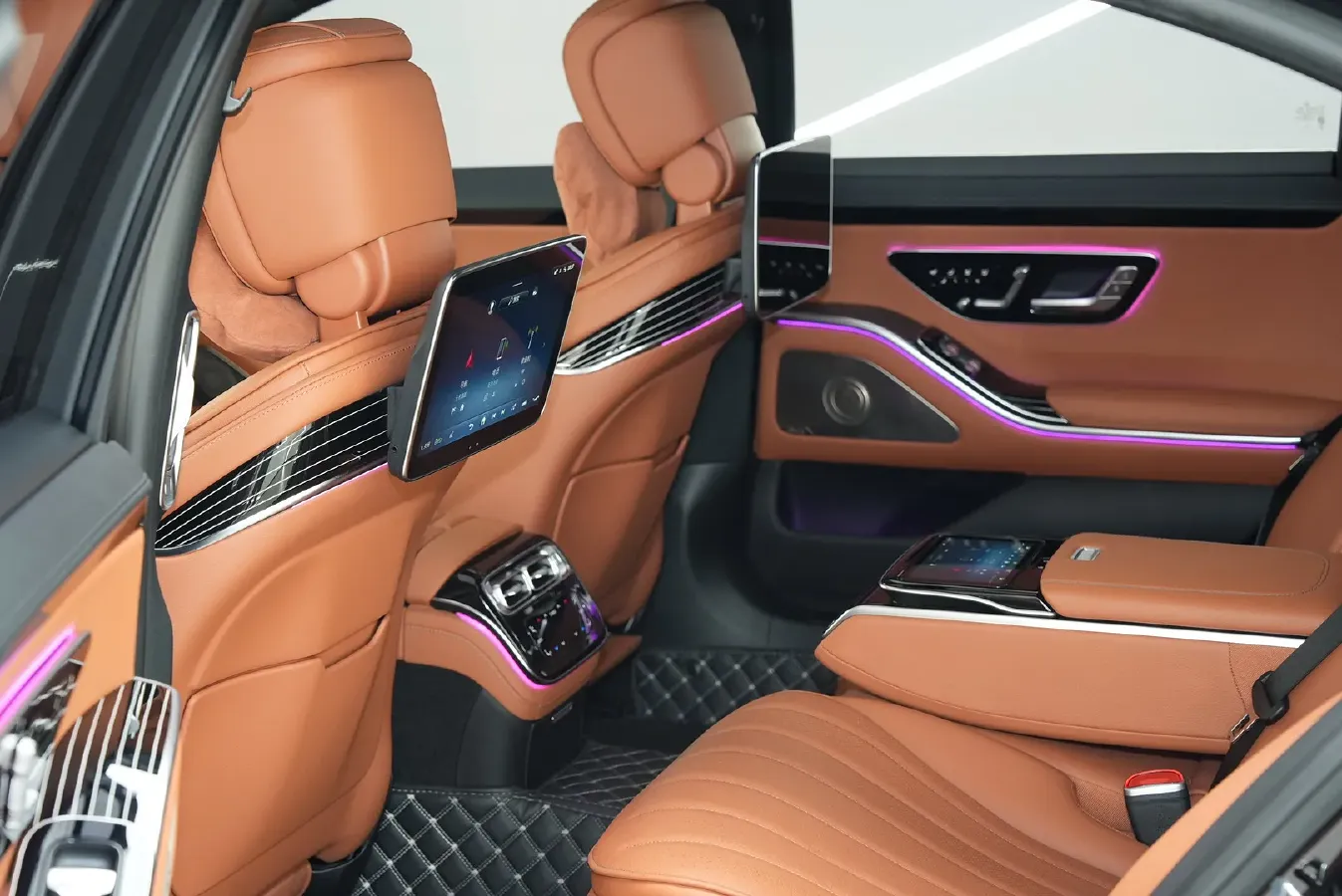 2024 Mercedes-Benz S Class 2.5T 367HP L6 9AT,autocango,china used car exporter,china ev exporter,chinese used car exporter,chinese used ev exporter