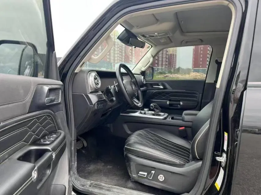 2021 Tank 300 2.0T 227HP L4 8AT,autocango,china used car exporter,china ev exporter,chinese used car exporter,chinese used ev exporter