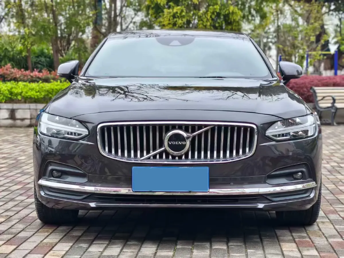 2021 Volvo S90 2.0T 250HP L4 8AT,autocango,china used car exporter,china ev exporter,chinese used car exporter,chinese used ev exporter