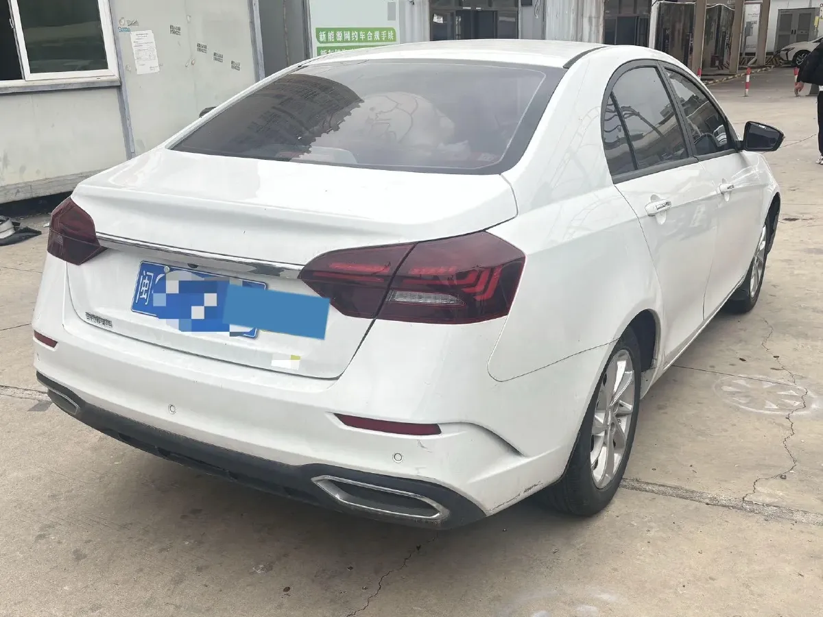 2021 BaoJun 530 1.5T 147HP L4 CVT,autocango,china used car exporter,china ev exporter,chinese used car exporter,chinese used ev exporter