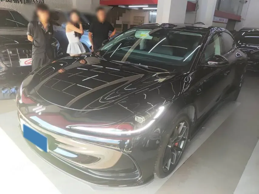 2024 IM L6 BEV 100KWH,autocango,china used car exporter,china ev exporter,chinese used car exporter,chinese used ev exporter