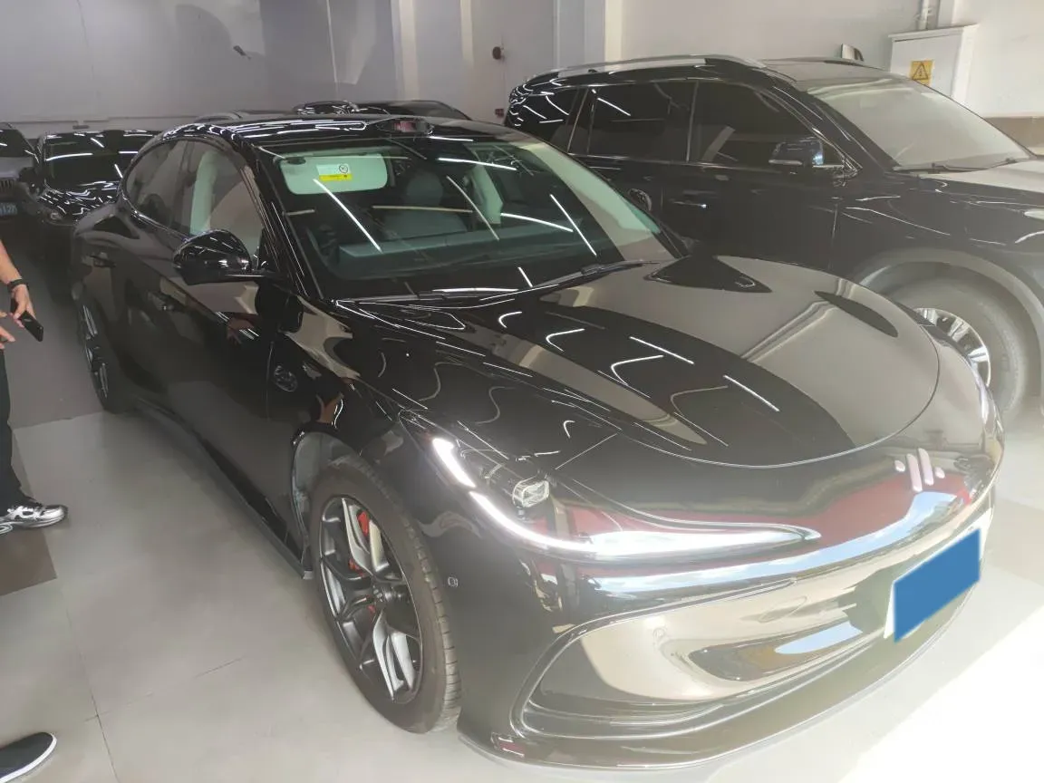 2024 IM L6 BEV 100KWH,autocango,china used car exporter,china ev exporter,chinese used car exporter,chinese used ev exporter