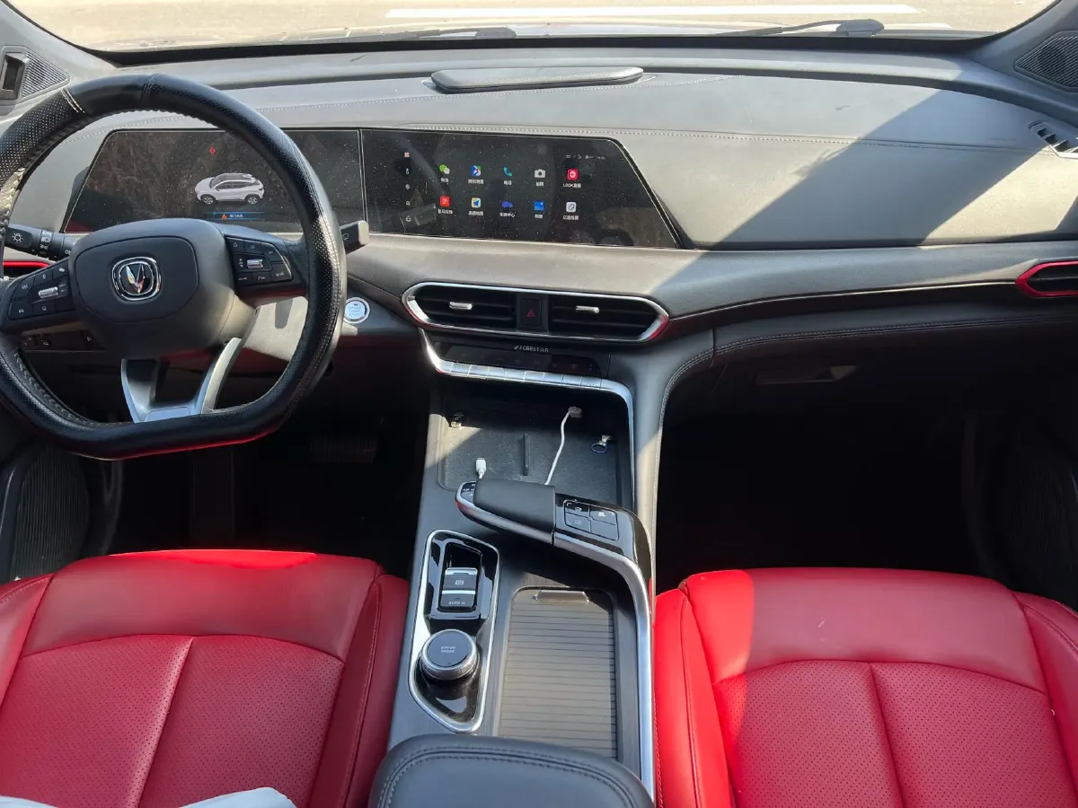 2020 ChangAn UNI-T 1.5T 180HP L4 7DCT,autocango,china used car exporter,china ev exporter,chinese used car exporter,chinese used ev exporter