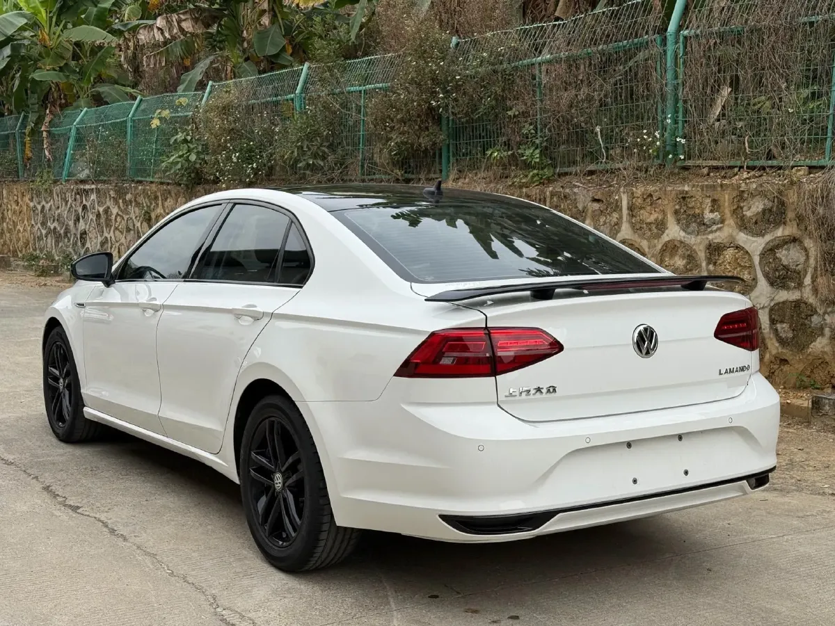 2021 Volkswagen Lamando 1.4T 150HP L4 7DCT,autocango,china used car exporter,china ev exporter,chinese used car exporter,chinese used ev exporter