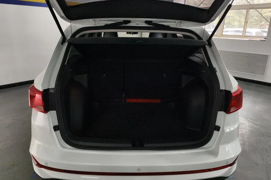 2023 Jetta VS7 1.4T 150HP L4 6AT,autocango,china used car exporter,china ev exporter,chinese used car exporter,chinese used ev exporter