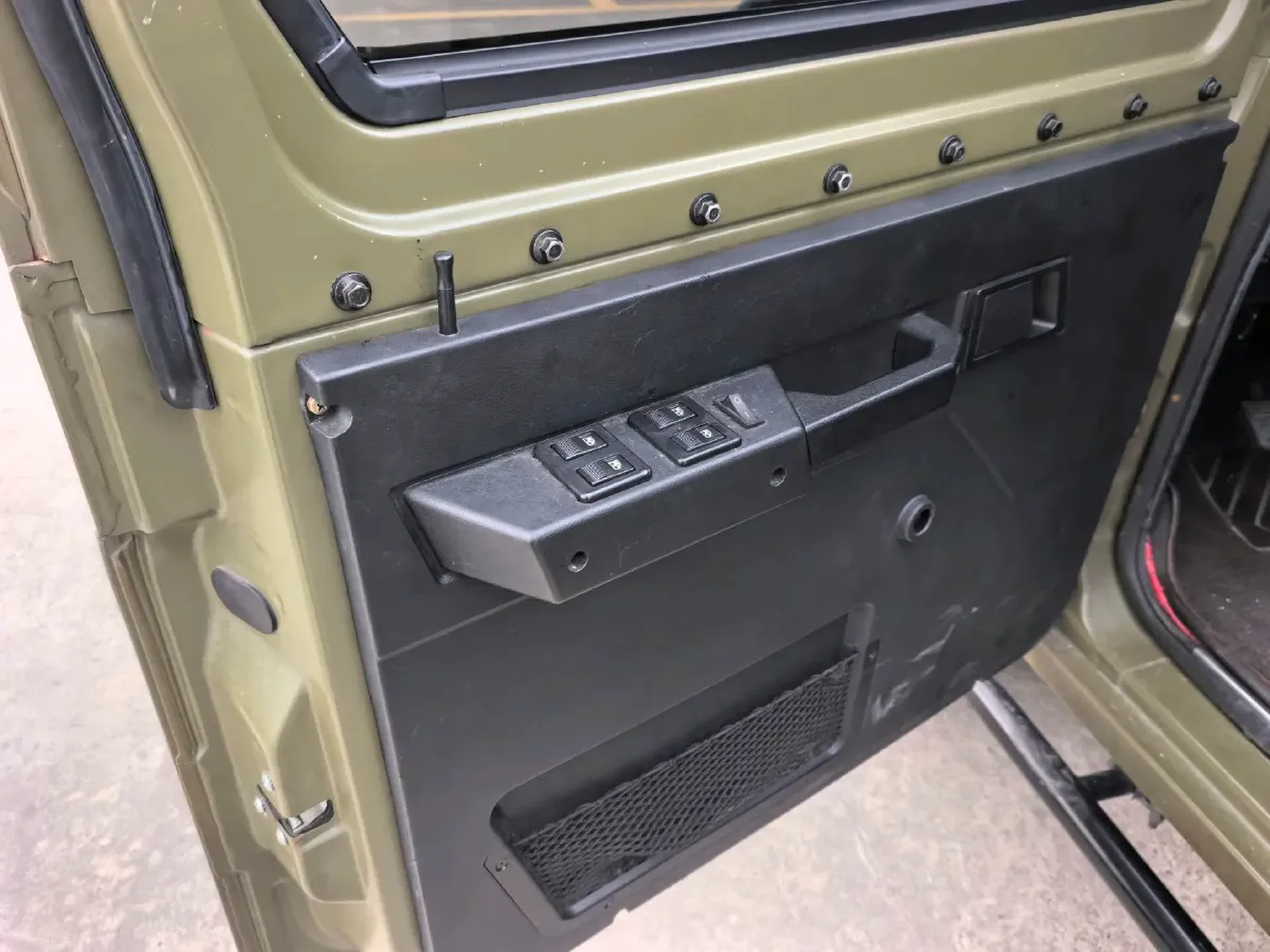 2022 BAW 212 2.0L 144HP L4 5MT,autocango,china used car exporter,china ev exporter,chinese used car exporter,chinese used ev exporter