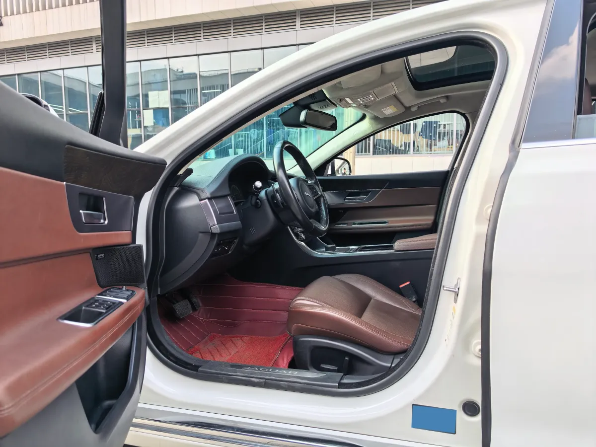 2018 Mercedes-Benz E Class 2.0T 184HP L4 9AT,autocango,china used car exporter,china ev exporter,chinese used car exporter,chinese used ev exporter