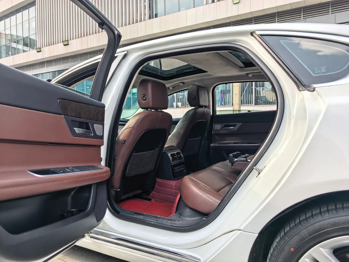 2018 Mercedes-Benz E Class 2.0T 184HP L4 9AT,autocango,china used car exporter,china ev exporter,chinese used car exporter,chinese used ev exporter