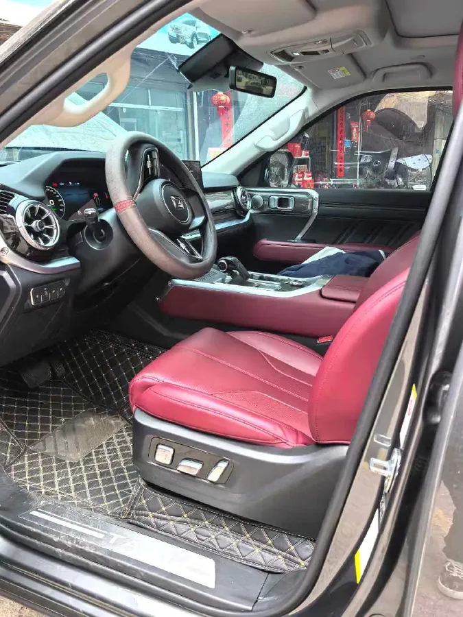 2023 Tank 400 2.0T 252HP L4 9AT PHEV 37.1KWH,autocango,china used car exporter,china ev exporter,chinese used car exporter,chinese used ev exporter