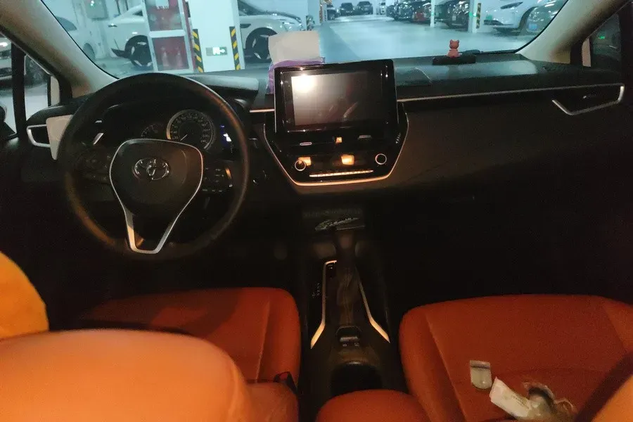 2021 Toyota Corolla 1.2T 116HP L4 CVT,autocango,china used car exporter,china ev exporter,chinese used car exporter,chinese used ev exporter