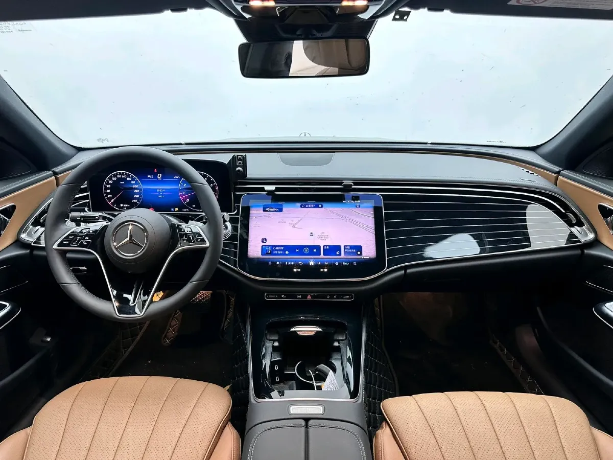 2025 Mercedes-Benz E Class 2.0T 204HP L4 9AT,autocango,china used car exporter,china ev exporter,chinese used car exporter,chinese used ev exporter