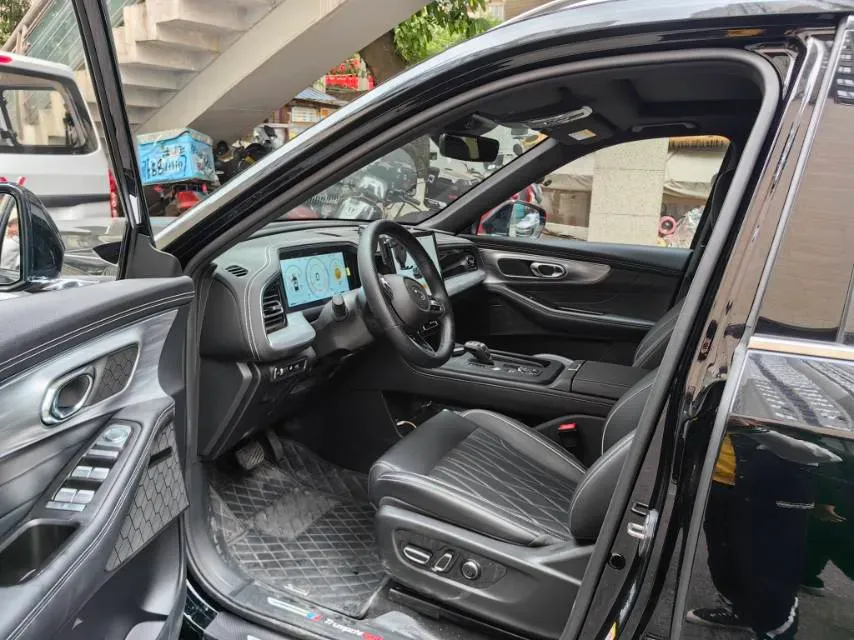 2025 GAC Trumpchi GS8 2.0T 252HP L4 8AT,autocango,china used car exporter,china ev exporter,chinese used car exporter,chinese used ev exporter