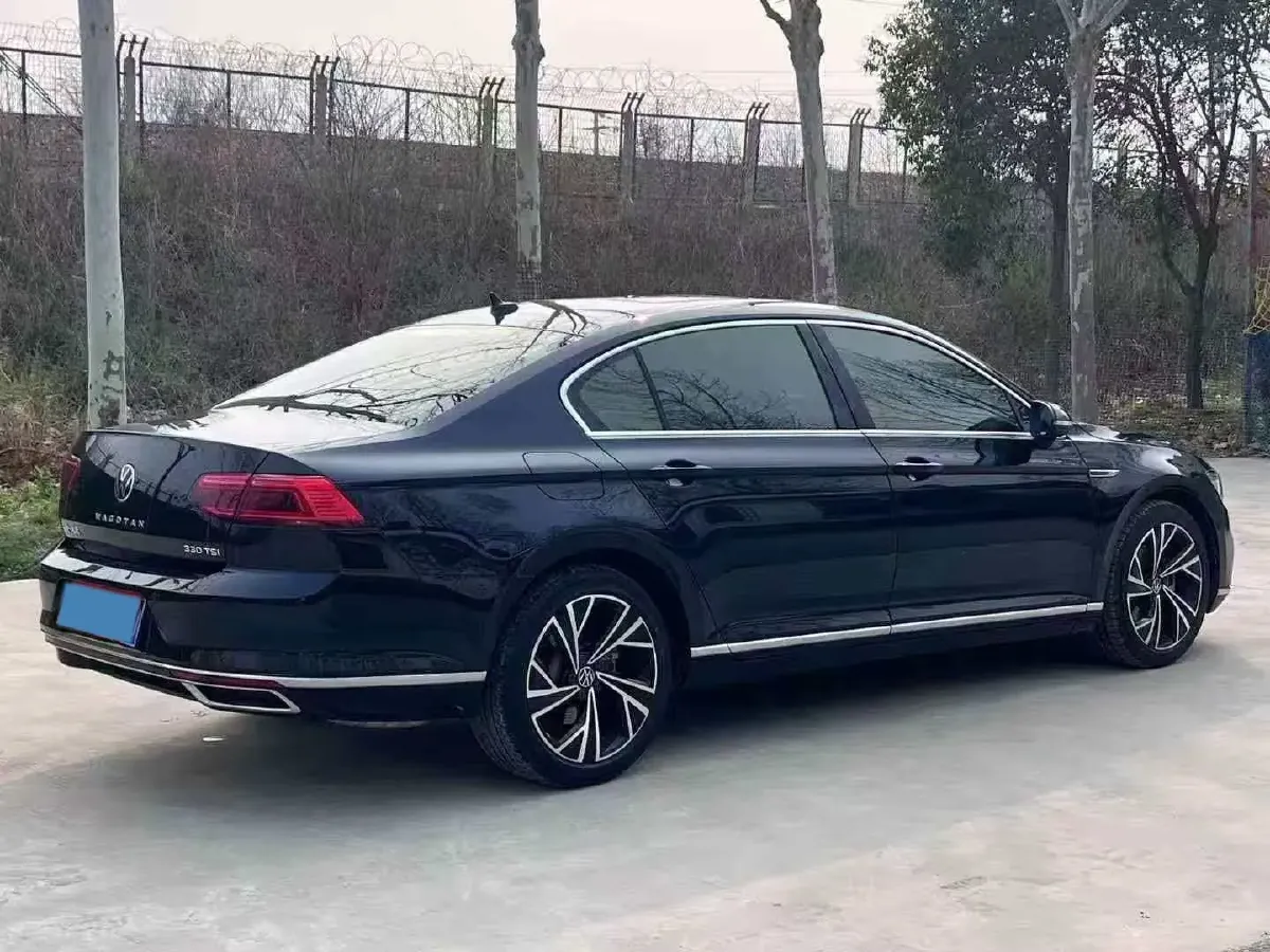 2021 Volkswagen Magotan 2.0T 186HP L4 7DCT,autocango,china used car exporter,china ev exporter,chinese used car exporter,chinese used ev exporter