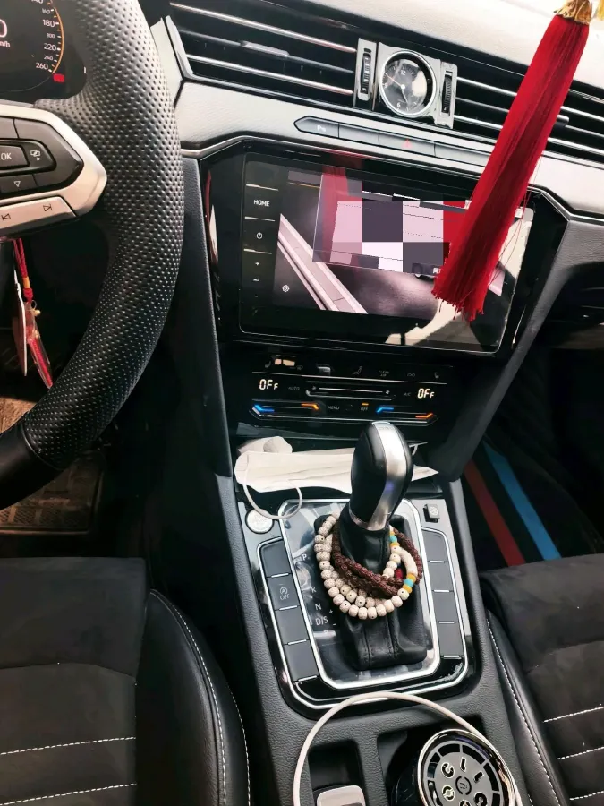 2021 Volkswagen Magotan 2.0T 186HP L4 7DCT,autocango,china used car exporter,china ev exporter,chinese used car exporter,chinese used ev exporter